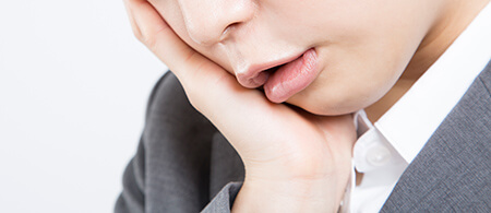 より自然な仕上がりで魅力的な笑顔をつくる審美修復